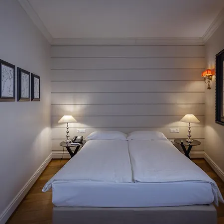 Collina D'oro - Hotel, &